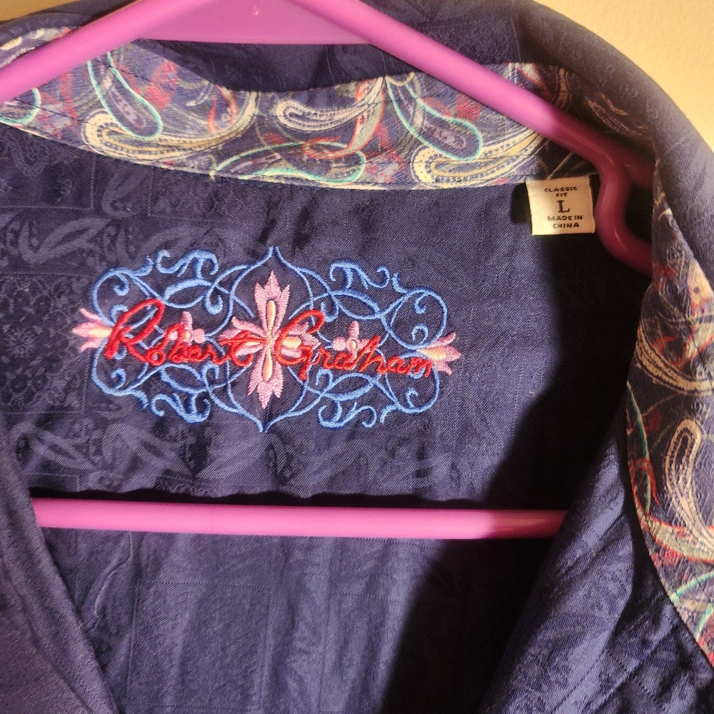 Robert Graham Shirt. L - Picture 2 of 3